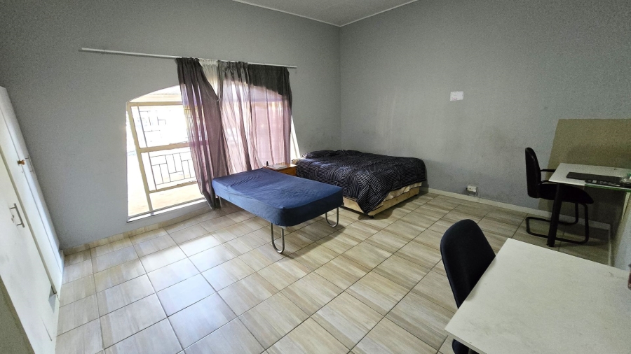 16 Bedroom Property for Sale in Brandwag Free State